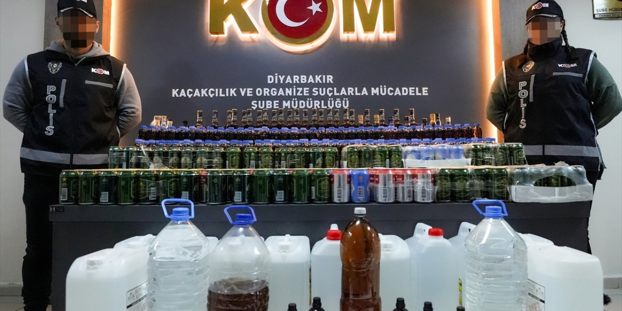 Diyarbakır'da sahte ve kaçak 1300 şişe içki ele geçirildi