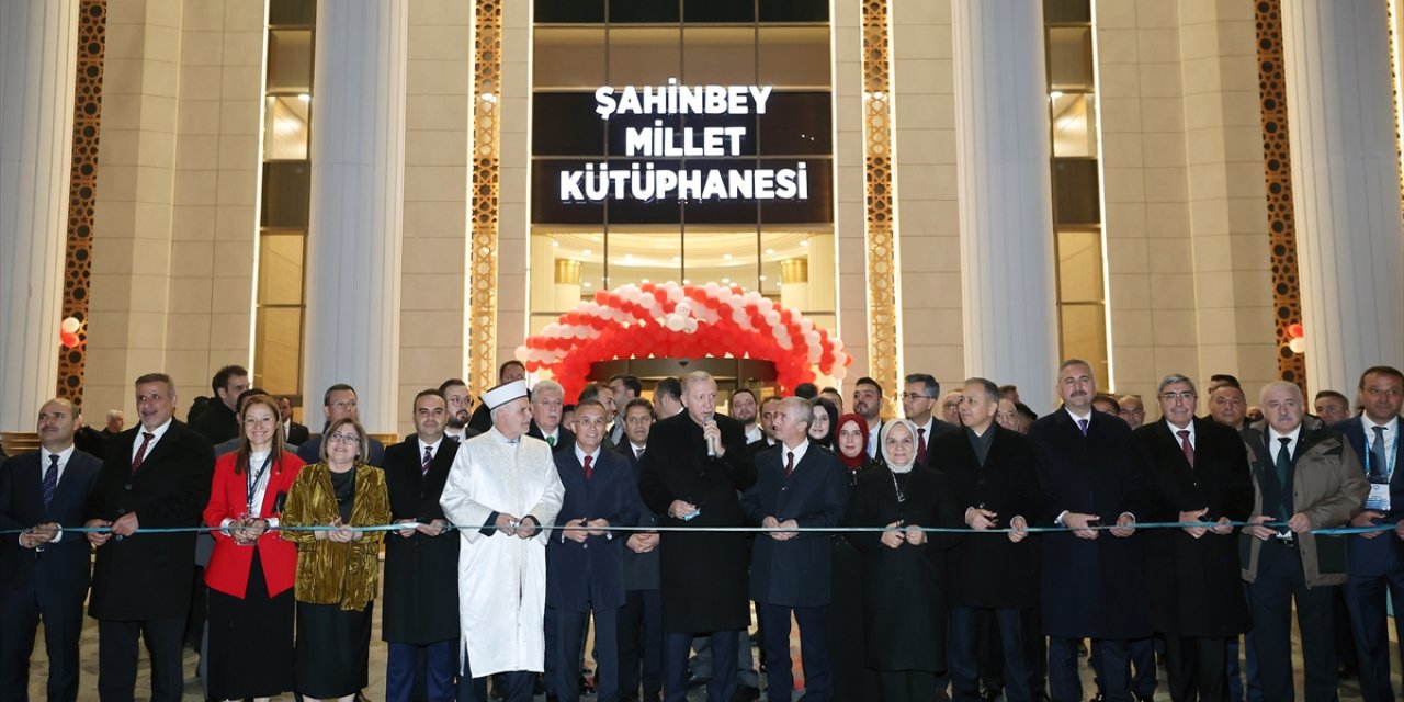 Cumhurbaşkanı Erdoğan, Gaziantep Şahinbey Millet Kütüphanesi'nin açılışını yaptı