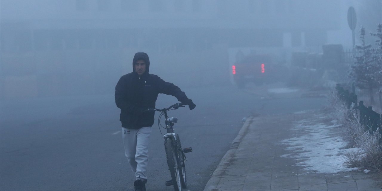 Ardahan'da yoğun sis oluştu