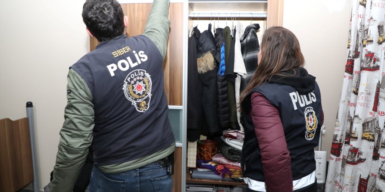 Mersin merkezli dolandırıcılık operasyonunda 15 zanlı yakalandı