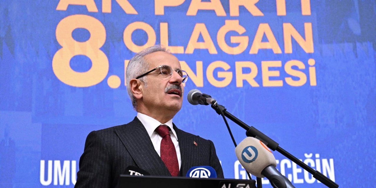 Bakan Uraloğlu, AK Parti Bayburt İl Kongresi'nde konuştu: