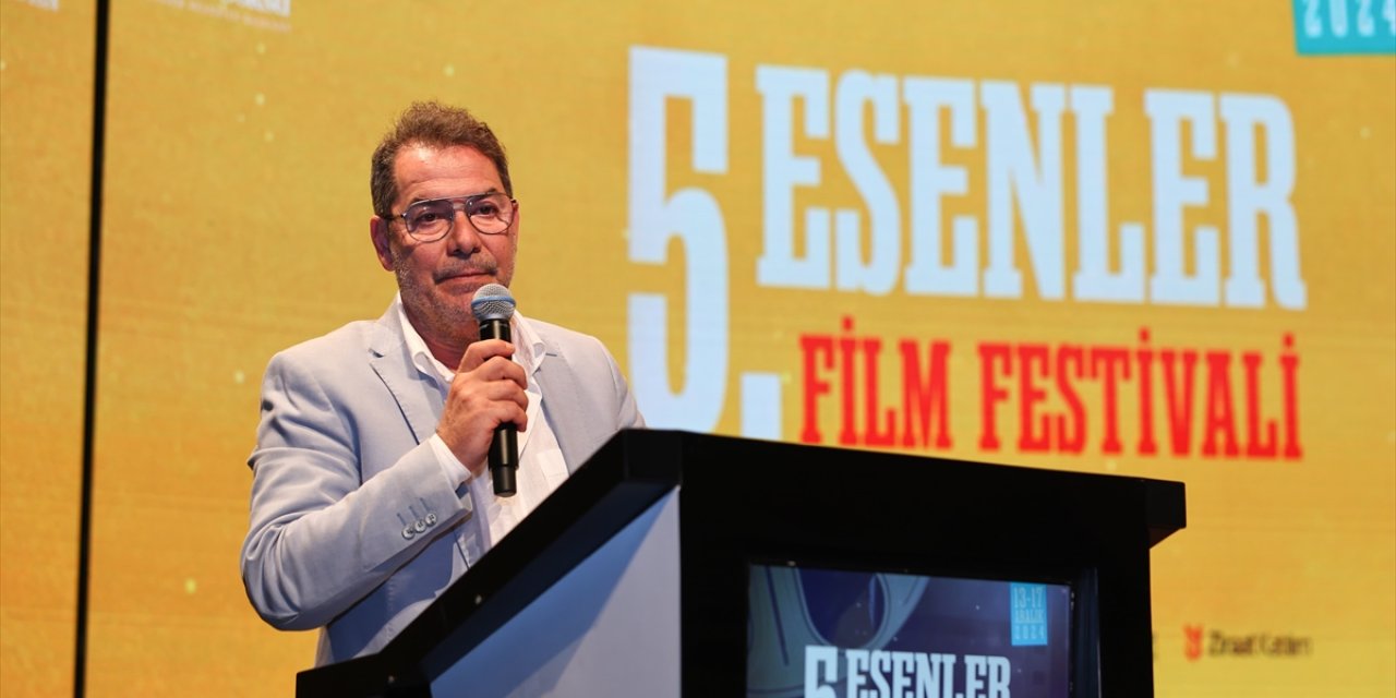 "5. Esenler Film Festivali" ödül töreniyle sona erdi