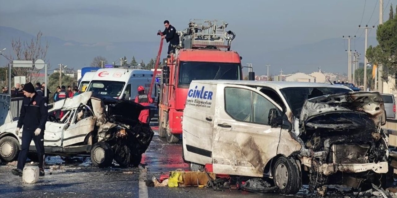 Muğla'da zincirleme trafik kazasında 7 kişi yaralandı