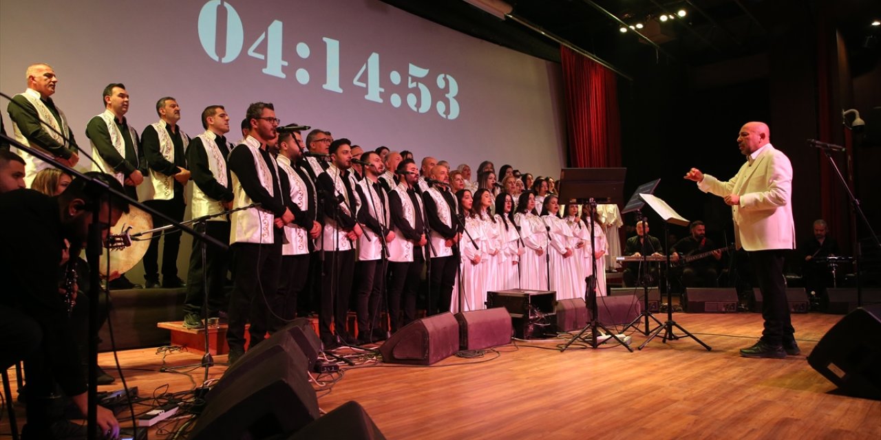 Antakya Medeniyetler Korosu, Hatay'da konser verdi