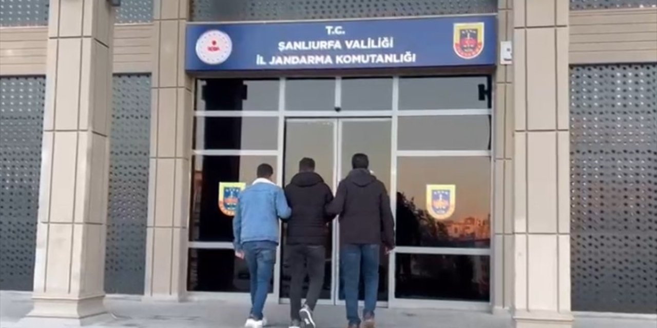 Şanlıurfa'da güvenlik güçlerinin ikna çalışmaları sonucu bir terörist teslim oldu