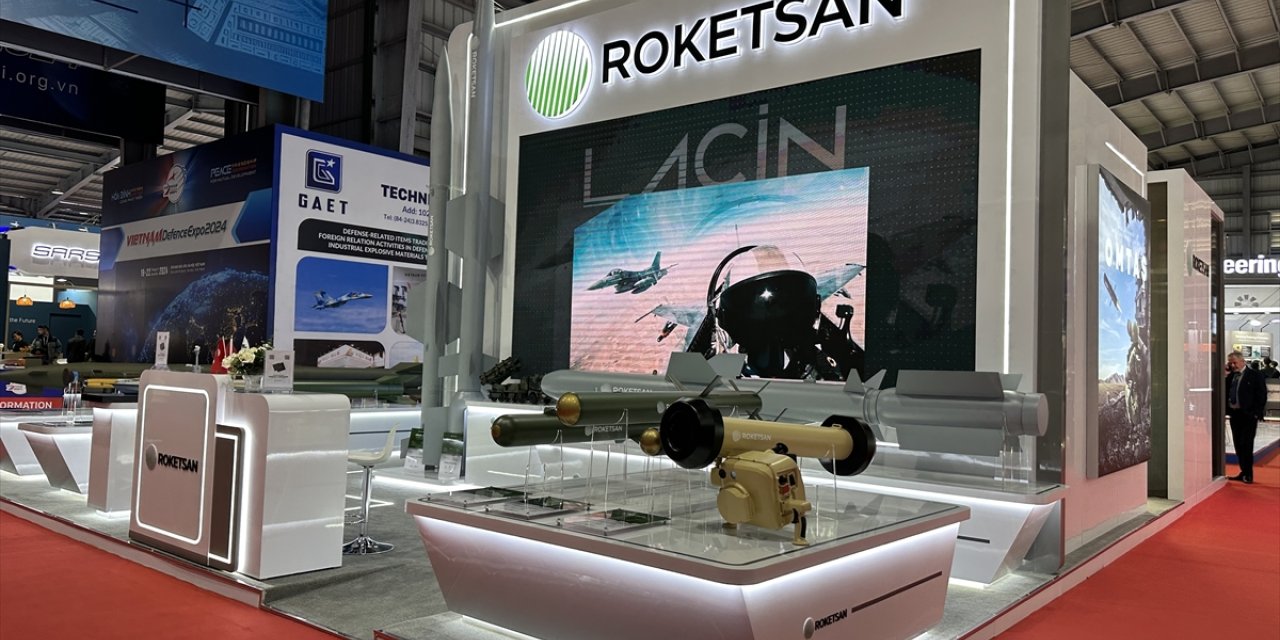 ROKETSAN, Vietnam Uluslararası Savunma Fuarı'nda ürünlerini sergiliyor