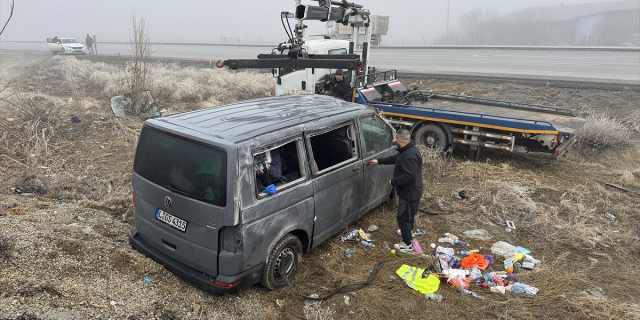 Almanya'dan gelen gurbetçi aile Ankara'da kaza yaptı