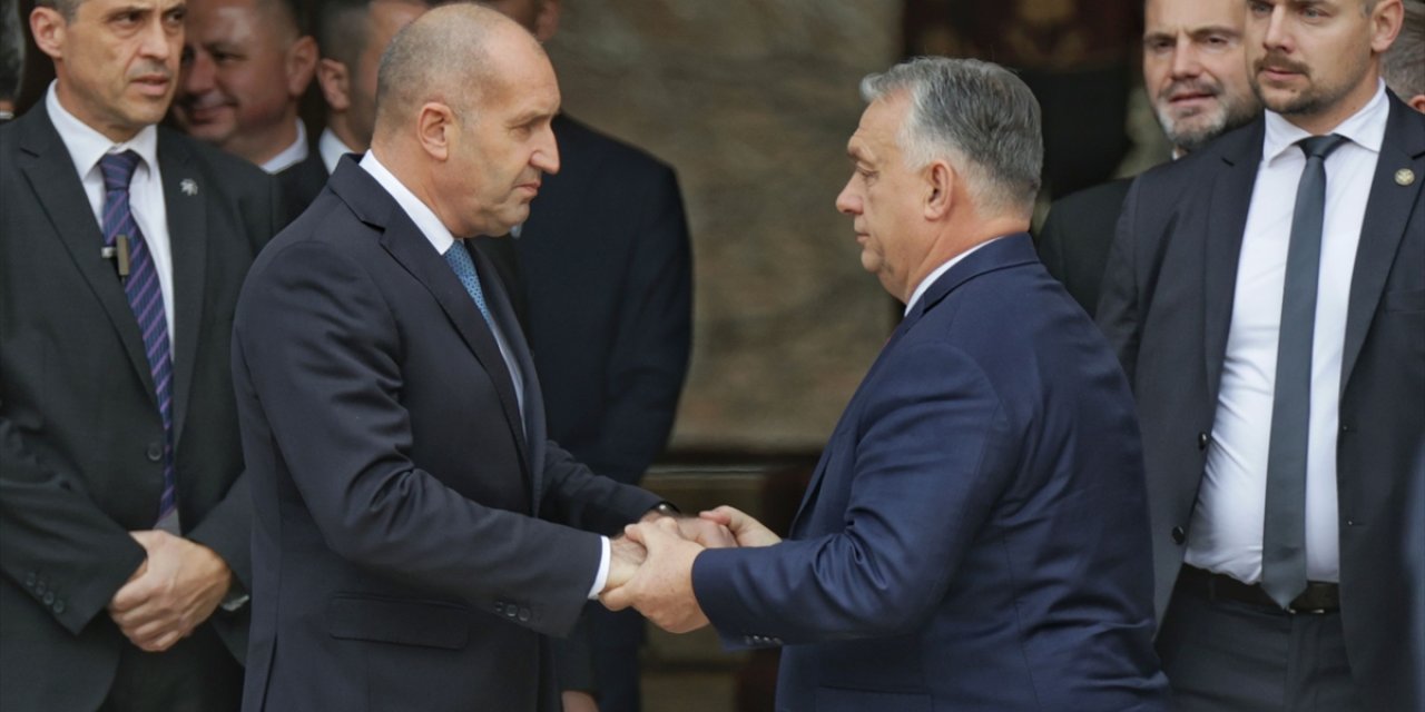 Macaristan Başbakanı Orban Sofya'da Bulgaristan Cumhurbaşkanı Radev ile bir araya geldi