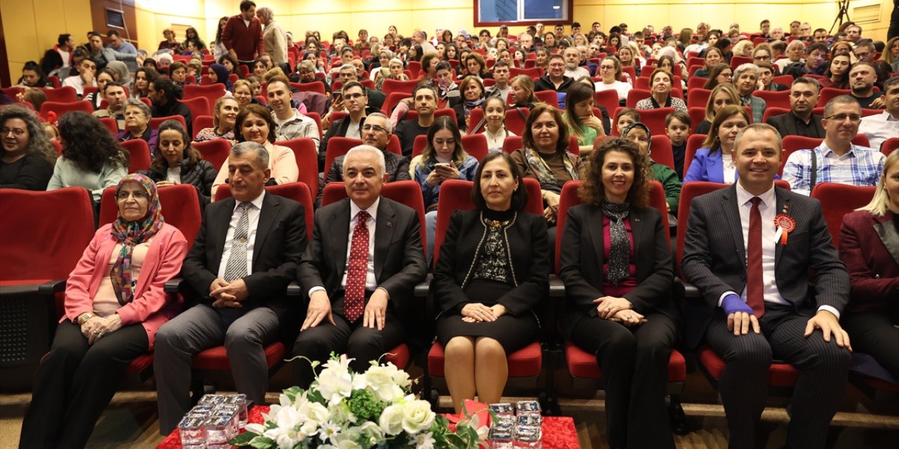 Türk Armoni Yıldızları Orkestrası Kırklareli'nde sahne aldı