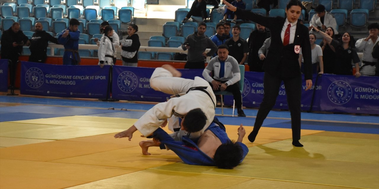 Okul Sporları Gençler Judo Grup Müsabakaları, Gümüşhane'de başladı