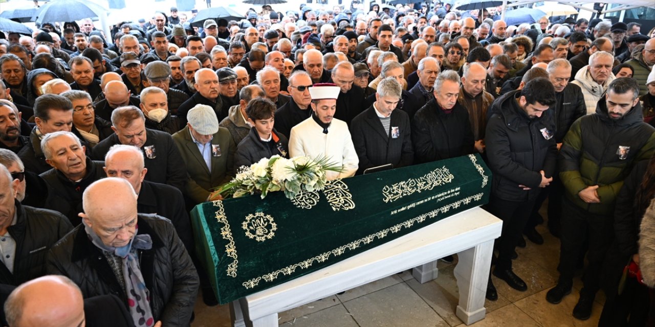 Beykoz'da trafik tartışmasında silahla vurulan mimarın cenazesi toprağa verildi