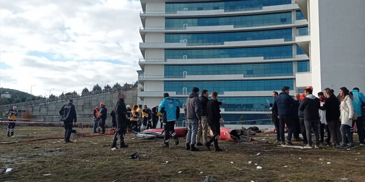 Muğla'da hastaneye çarpan helikopter düştü