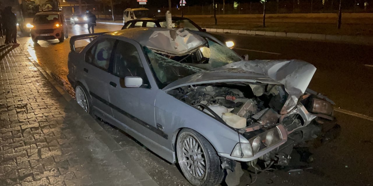 Eskişehir'de otomobilin çarptığı yaya hastanede öldü