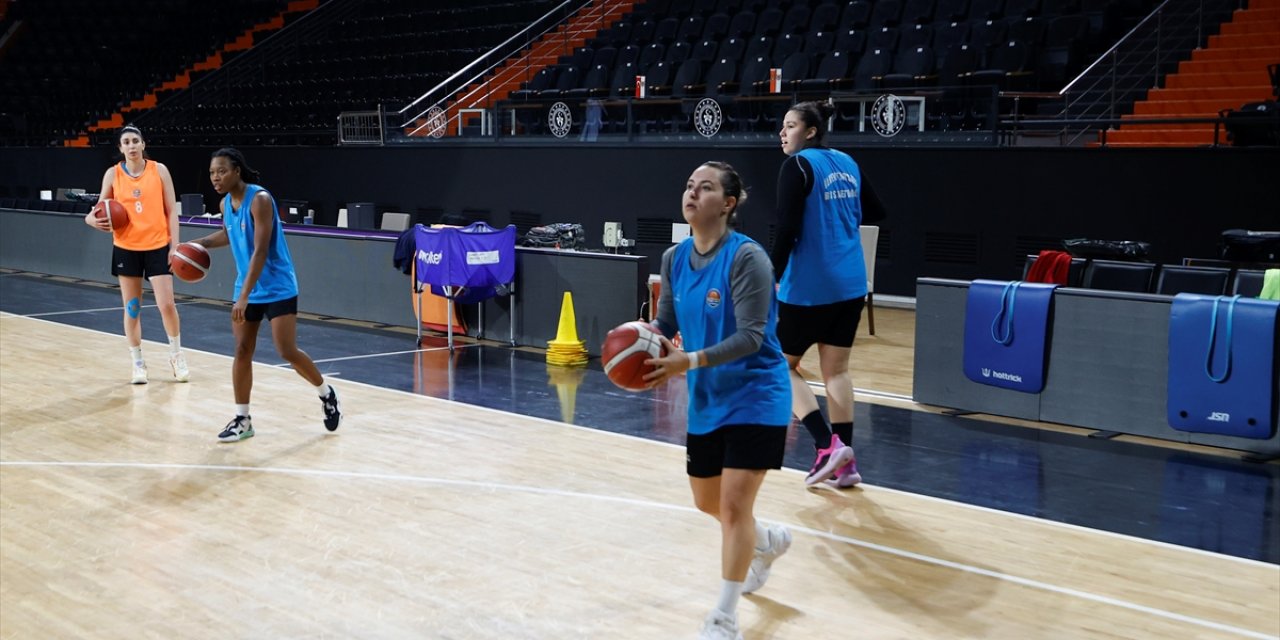 İlk yarıyı kapatan İlkem Yapı Tarsus Spor, play-off hedefinde ısrarlı