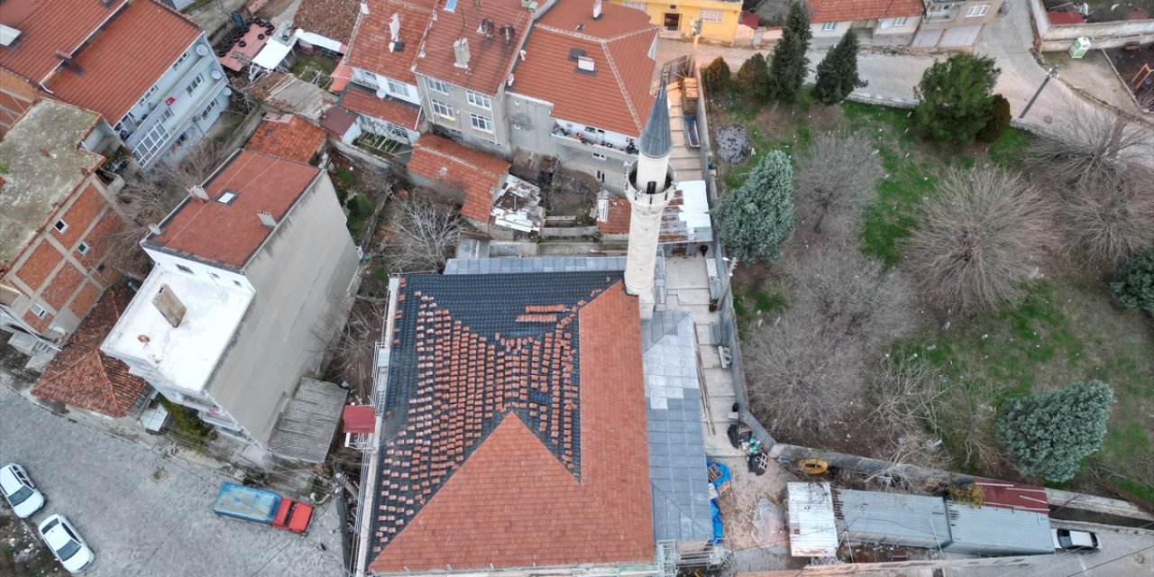 Tekirdağ'da selatin camilerden Çelebi Sultan Mehmet Camisi'ndeki restorasyon çalışmaları sürüyor