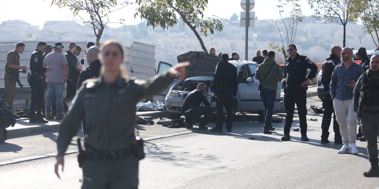 İsrail askerleri, Kudüs'te bıçaklı saldırı girişiminde bulunduğu iddiasıyla bir Filistinliyi ağır yaraladı