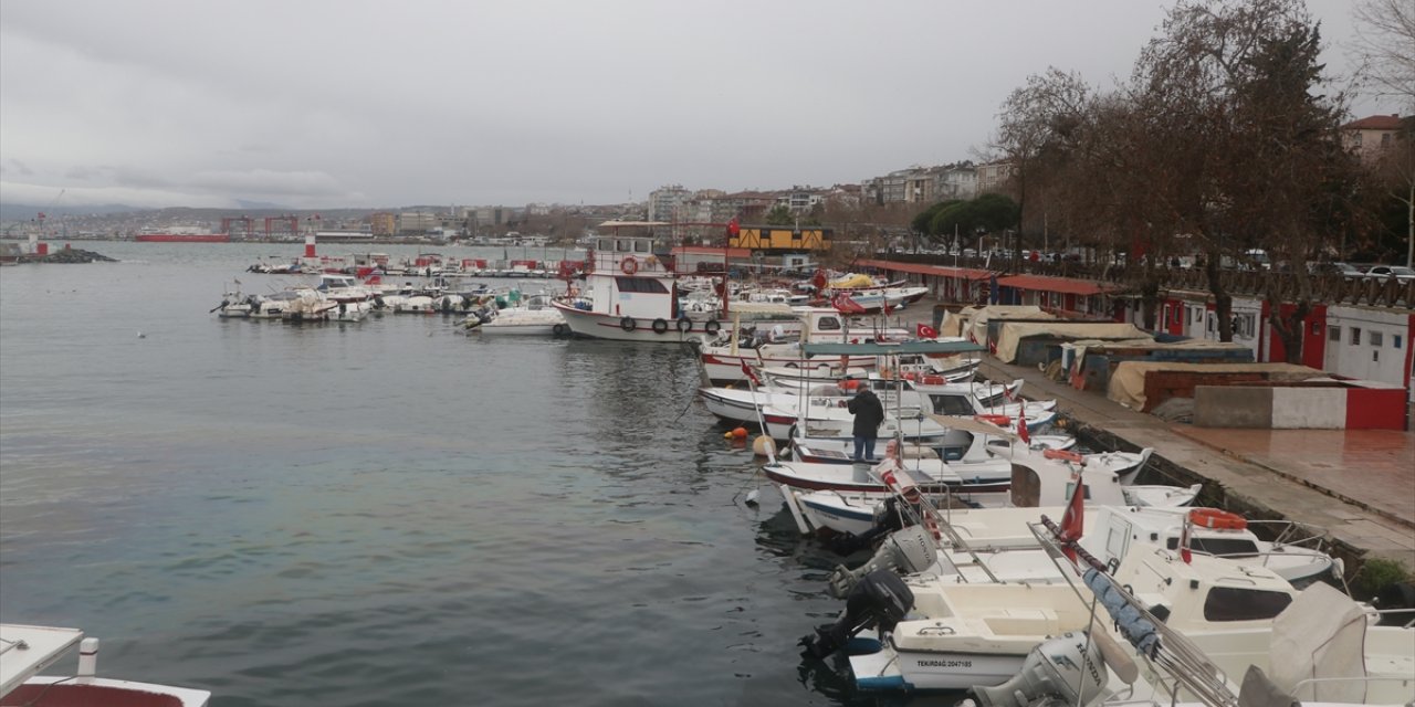 Tekirdağ'da deniz ulaşımına poyraz engeli