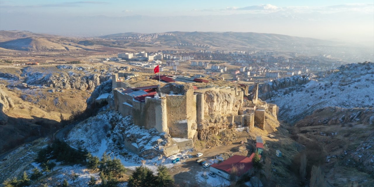 Harput Kalesi'ndeki kazı ve restorasyon "Geleceğe Miras Projesi" ile hız kazandı