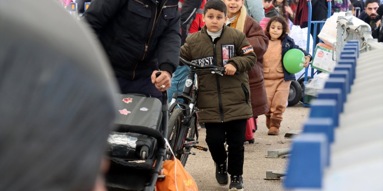 Suriyelilerin Hatay'daki sınır kapılarından ülkelerine dönüşü sürüyor