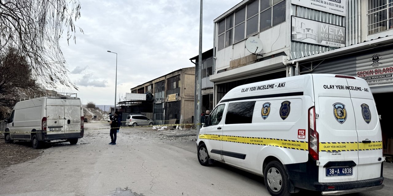 Kayseri'de boya kazanı patladı, 3 işçi yaralandı