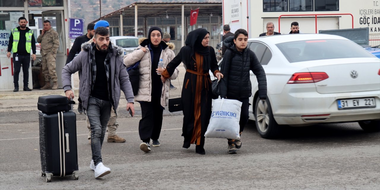 Suriyelilerin Hatay'daki sınır kapılarından ülkelerine dönüşü sürüyor