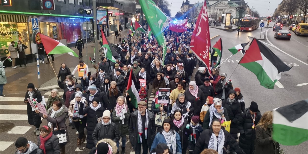 İsveç'te, İsrail'in Gazze ve Lübnan'a saldırıları protesto edildi