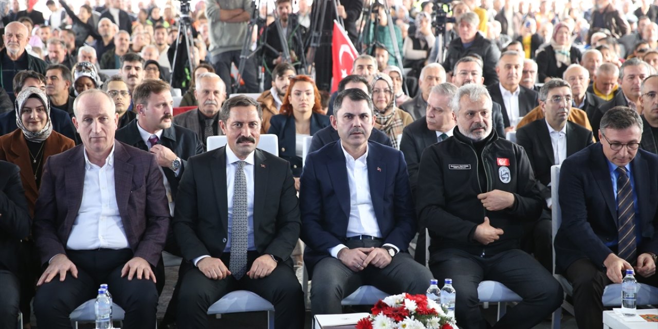 Bakan Kurum, "İskenderun Sahil Düzenleme ve Yenileme Projesi" tanıtım töreninde konuştu: