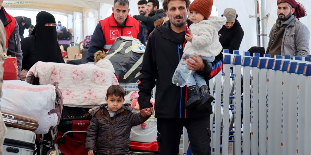 Suriyelilerin Hatay'daki sınır kapılarından ülkelerine dönüşü sürüyor