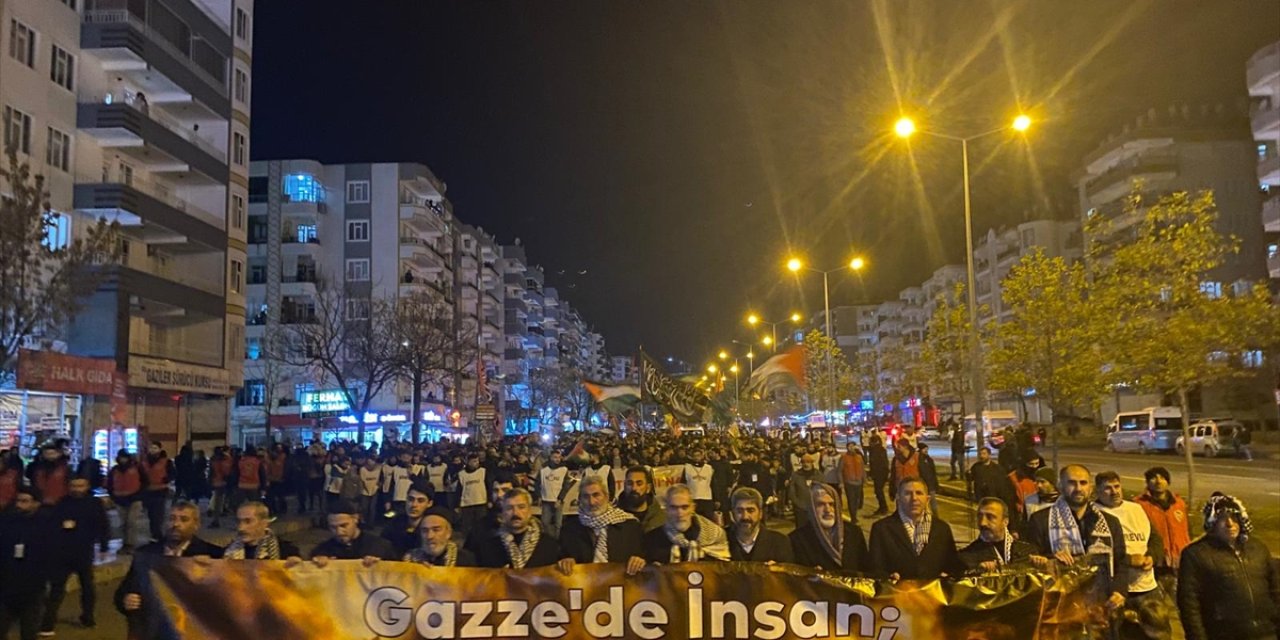 Diyarbakır'da İsrail'in Gazze'ye yönelik saldırıları protesto edildi