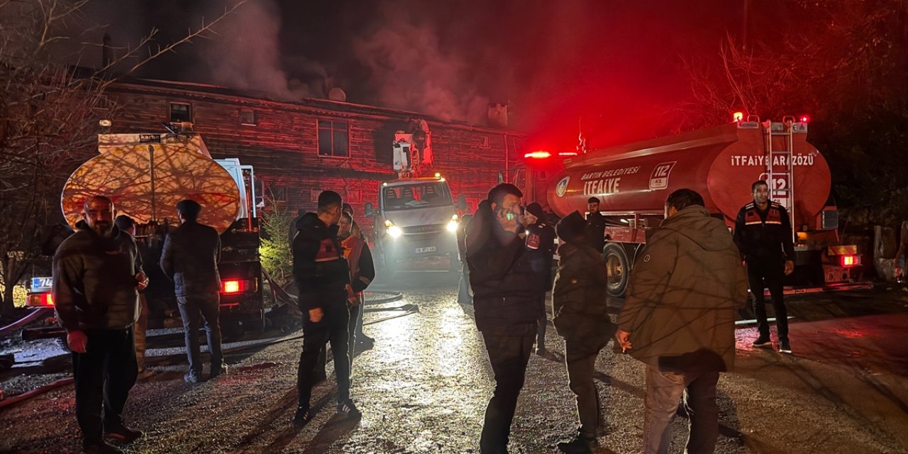 Bartın'da otelde çıkan yangın söndürüldü