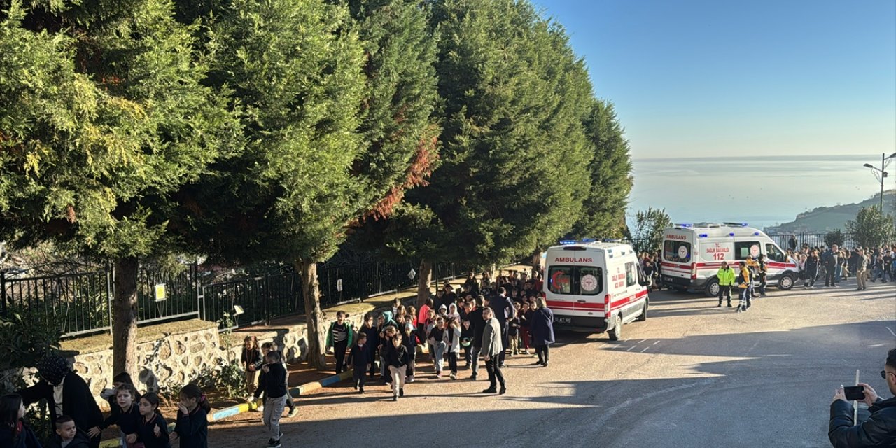 Samsun'da okul binasında çıkan yangın söndürüldü