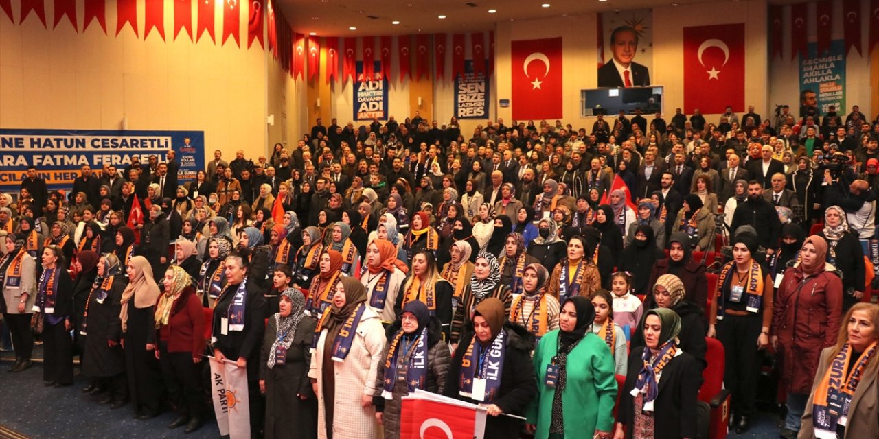 Bakan Tekin, AK Parti Erzurum Kadın Kolları 7. Olağan Kongresi'nde konuştu: