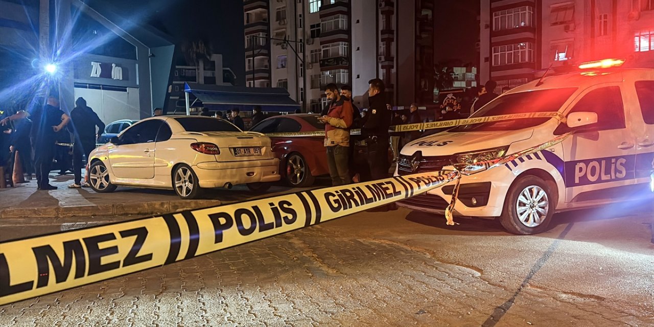 Adana'da iki kişi arasındaki silahlı kavgada bir kadın yaralandı