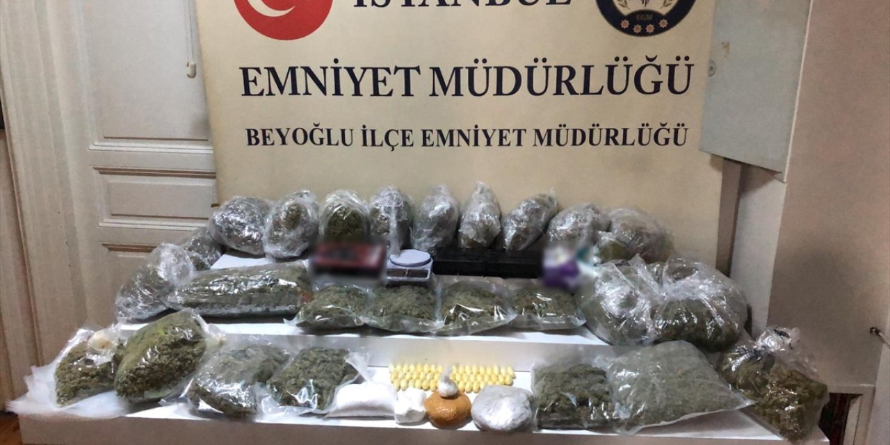 Beyoğlu'nda üzerinde 3 kilogram uyuşturucu madde ele geçirilen zanlı tutuklandı