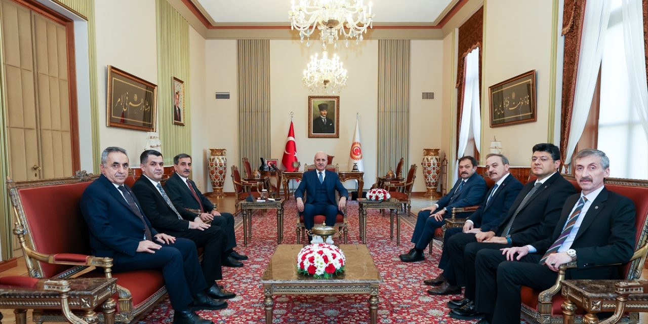 TBMM Başkanı Kurtulmuş, Türkiye Kamu-Sen Genel Başkanı Önder Kahveci'yi kabul etti