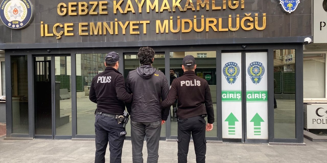 Kocaeli'de kesinleşmiş hapis cezası bulunan 2 hükümlü yakalandı