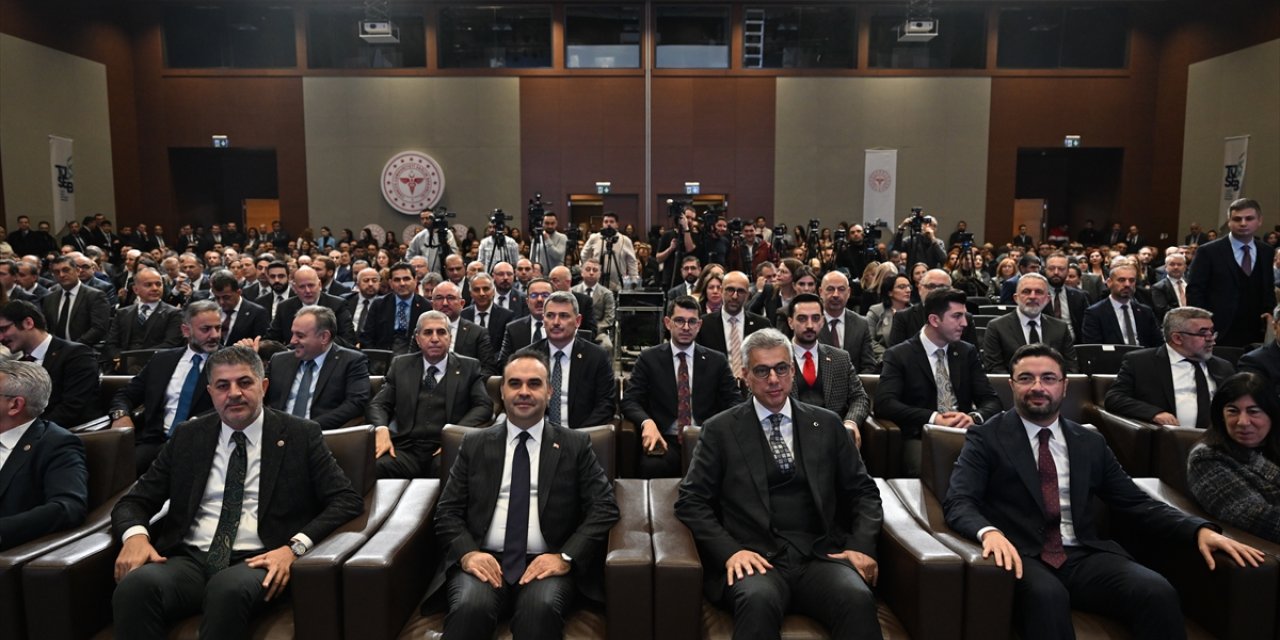 Sağlık Bakanı Memişoğlu, "Sağlıklı Türkiye Yüzyılı Tanıtım Toplantısı"nda konuştu: