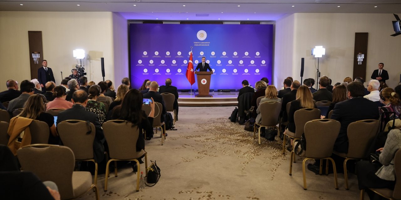 Dışişleri Bakanı Fidan, İstanbul'da medya kuruluşlarının temsilcileriyle buluştu: (3)