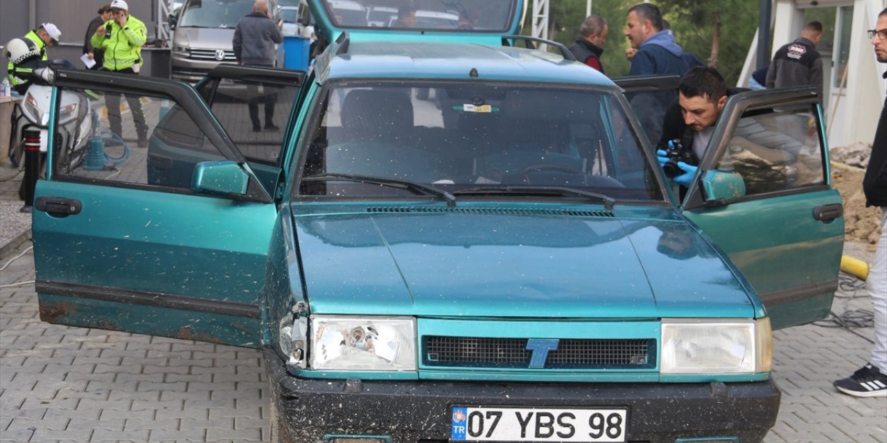 Bursa'dan çaldıkları otomobille Manisa'ya gelen 3 çocuk suçüstü yakalandı