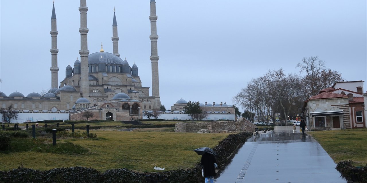 Edirne ve Kırklareli'nde sağanak etkili oldu