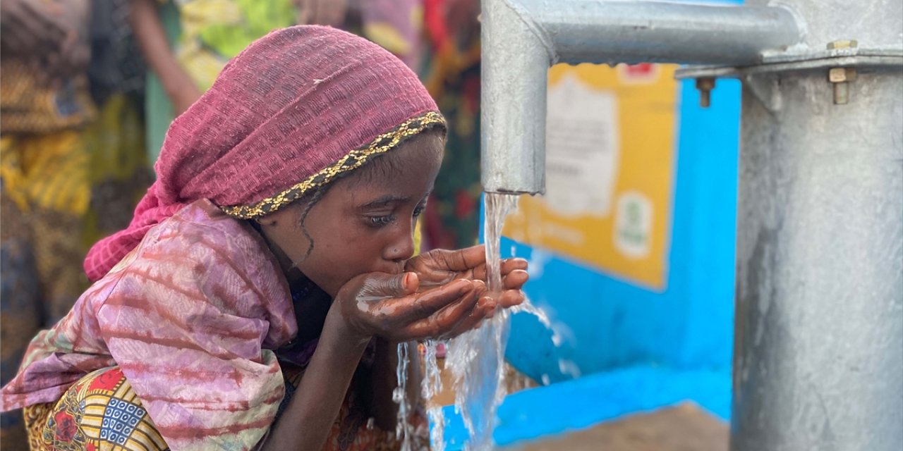 Valide İnsani Yardım Derneğinden Afrika ve Gazze'ye "su" yardımı