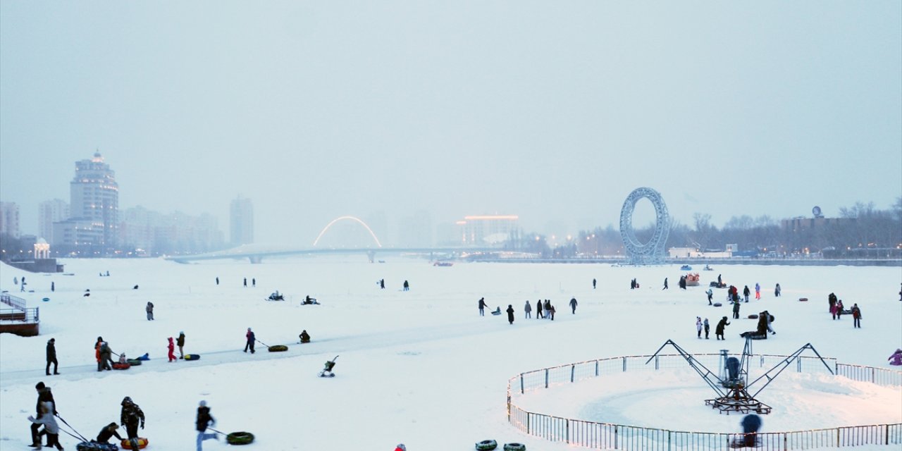 Astana, kışın masalsı atmosferiyle büyülüyor