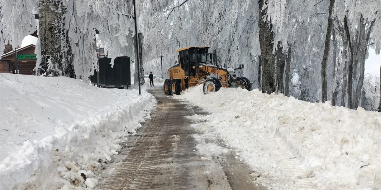 Kartepe'ye kar yağdı