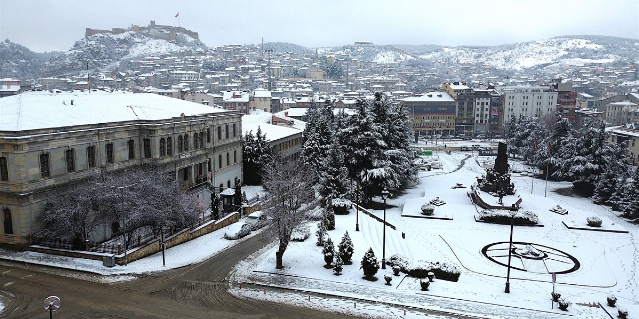 Kastamonu'da kar yağışı etkili oldu