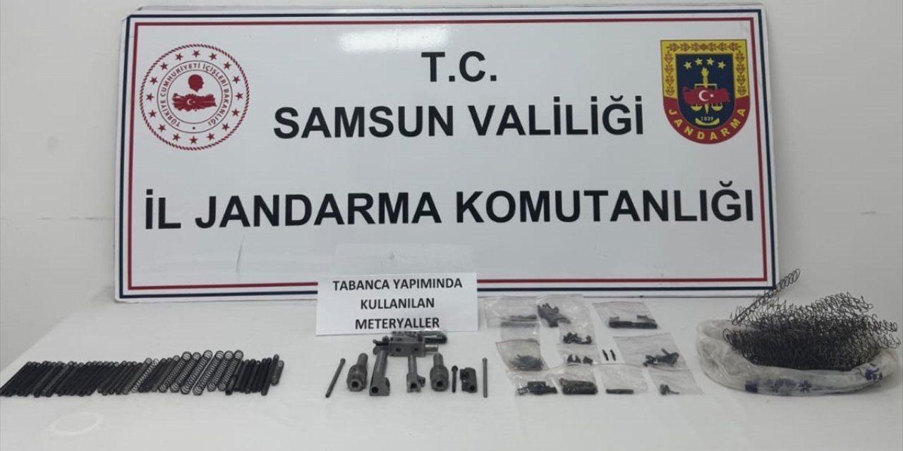 Samsun'da kaçak silah imalatı yapan 2 zanlı yakalandı