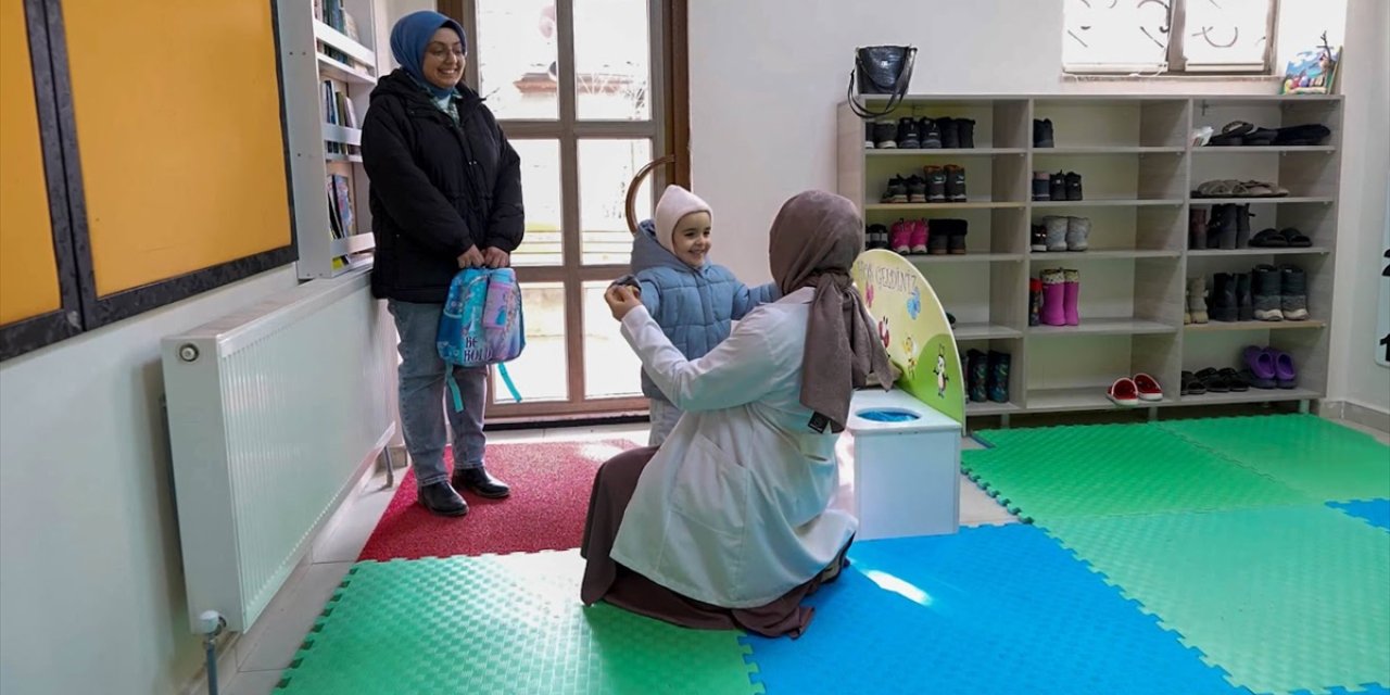 Diyanet İşleri Başkanı Erbaş, çocuğunu Kur'an kursuna gönderen annenin görüşlerini paylaştı