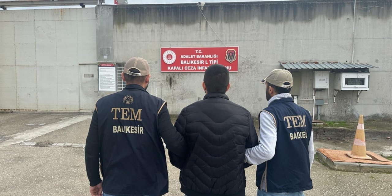 Balıkesir'de firari FETÖ hükümlüsü yakalandı