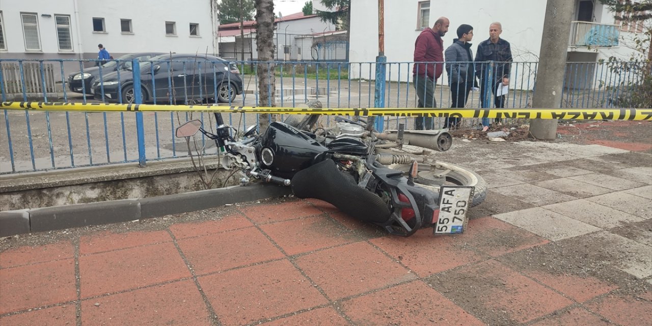 Samsun'da motosiklet sürücüsü imam trafik kazasında hayatını kaybetti