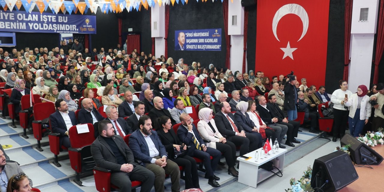 AK Parti Yalova 7. Olağan İl Kadın Kolları Kongresi yapıldı