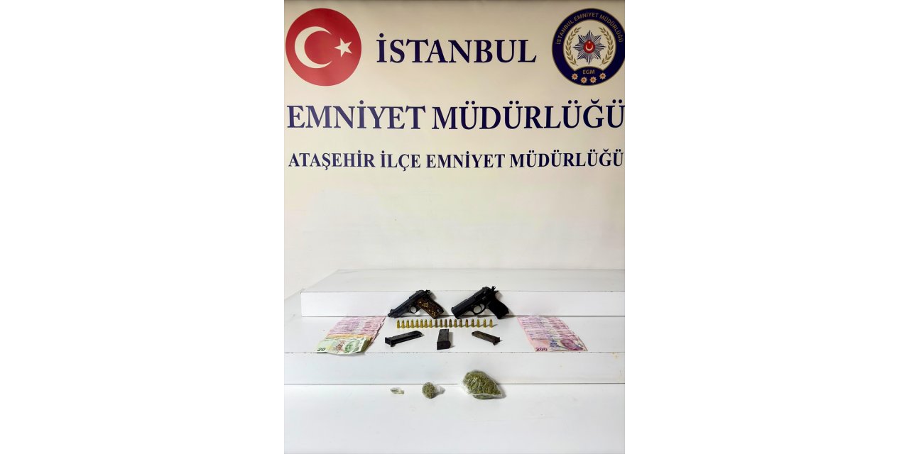 Ataşehir'de uyuşturucu ile silah ticareti yaptığı iddia edilen 5 zanlı adliyede